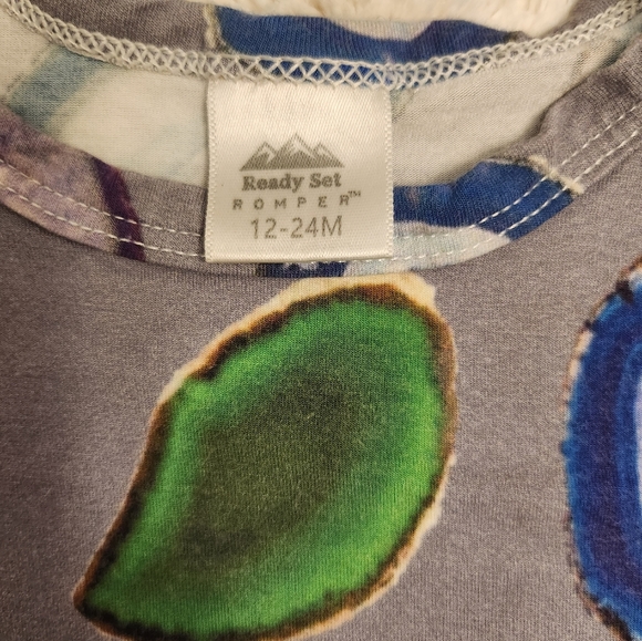 Ready Set Romper - On the Rocks - Picture 2 of 3